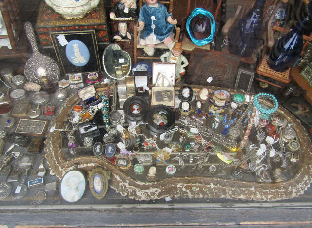 Squirrel Antiques