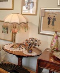 Leo Antiques & Collectables